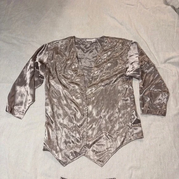 Cacique Vintage Satin Pajama Set Taupe Floral Jacquard Button Top Shorts Small - Picture 2 of 8